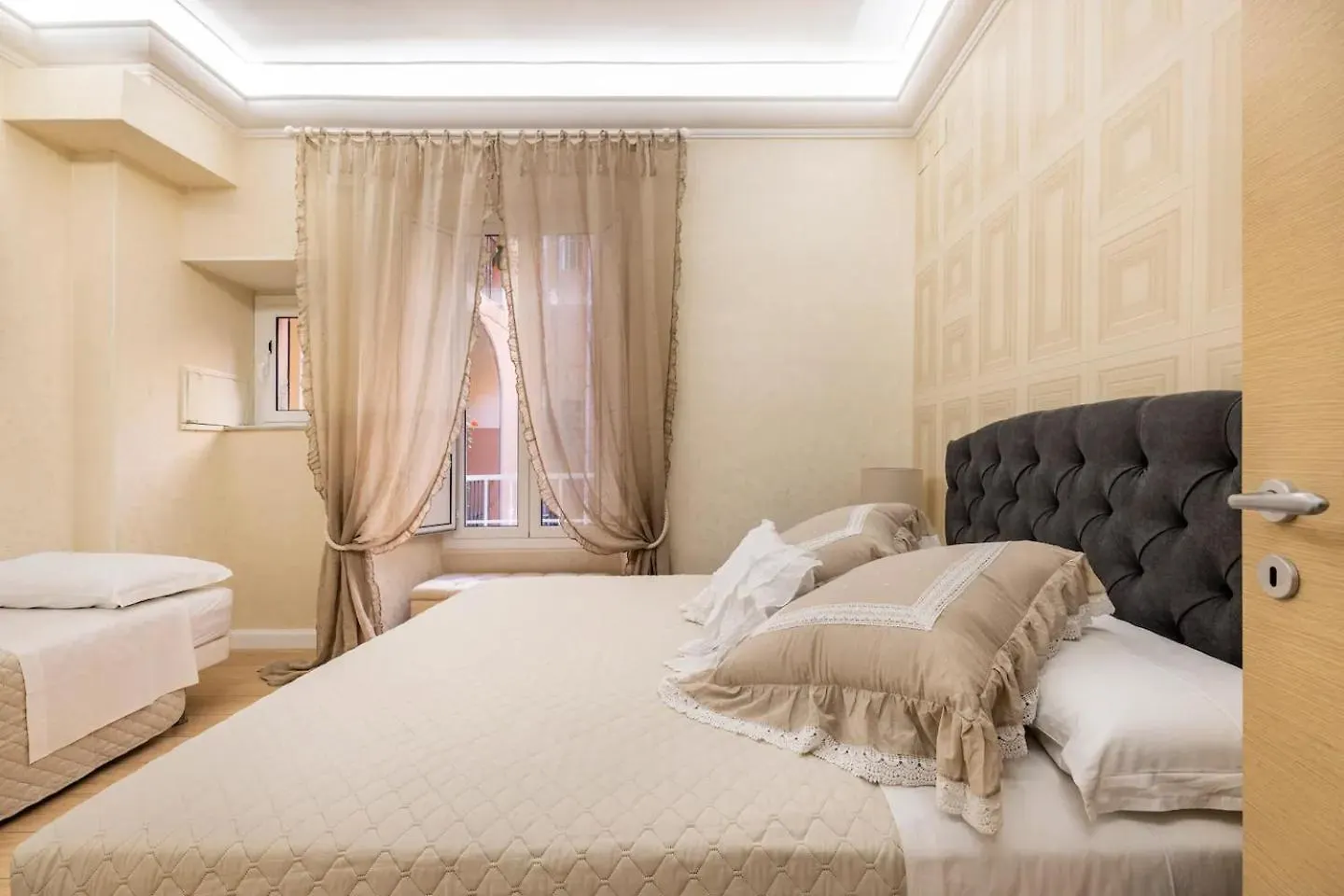 Apartment Grande E Storico Appartamento Ai Musei Vaticani Rome